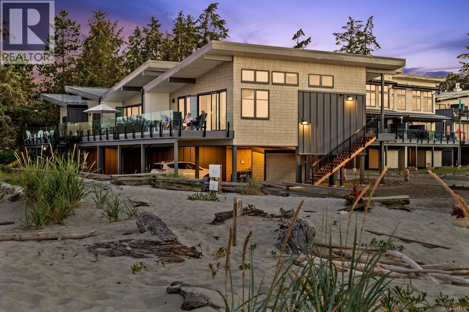 19 9022 Clarkson Ave — Black Creek, British Columbia - Main photo