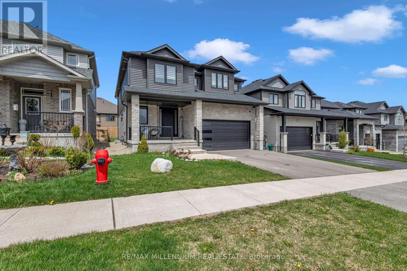 11 TINDALL CRESCENT S — East Luther Grand Valley, Ontario - Photo 2 of 36