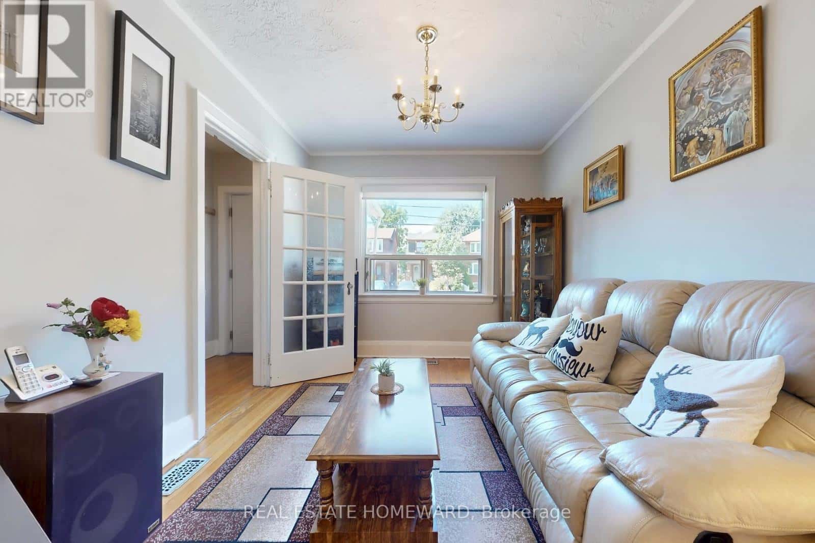 87 GUESTVILLE AVENUE — Toronto (Mount Dennis), Ontario - Photo 3 of 46