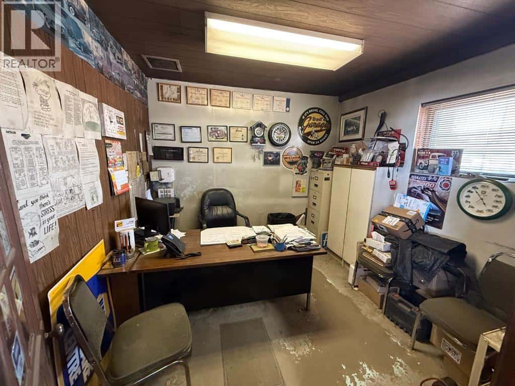 2018 19 Avenue — Nanton, Alberta - Photo 5 of 22