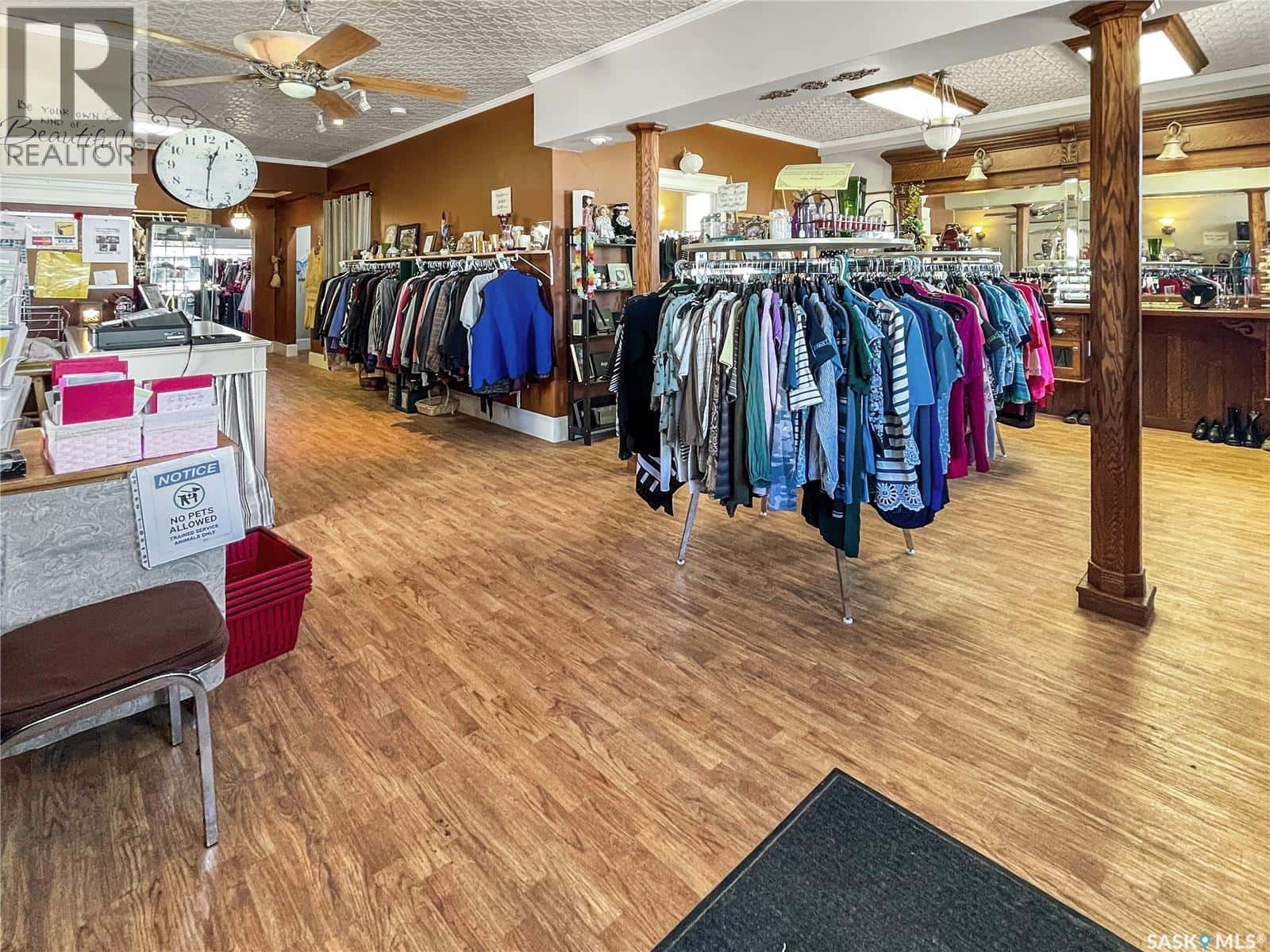 611 Herbert AVENUE — Herbert, Saskatchewan - Photo 5 of 18