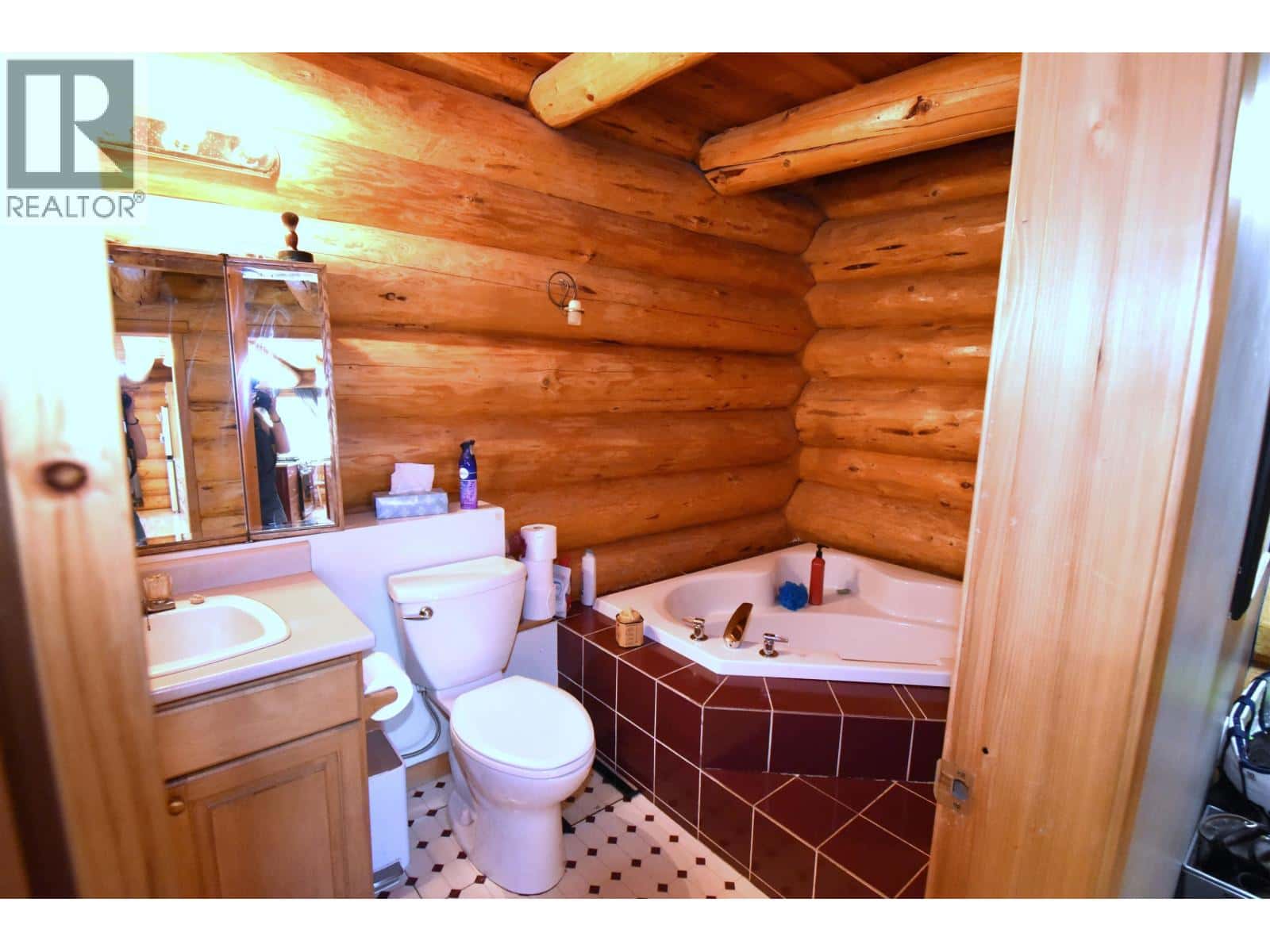 1310 WILLOW STREET — Telkwa, British Columbia - Photo 5 of 29