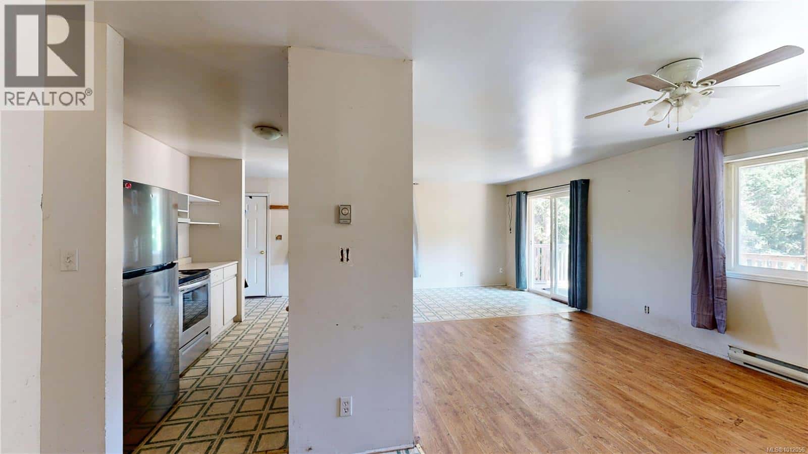 1670 Pequod Cres — Gabriola Island, British Columbia - Photo 5 of 27