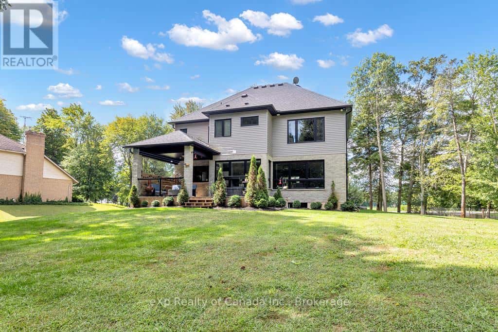 104 NORFOLK COUNTY 13 ROAD — Norfolk, Ontario - Photo 4 of 50