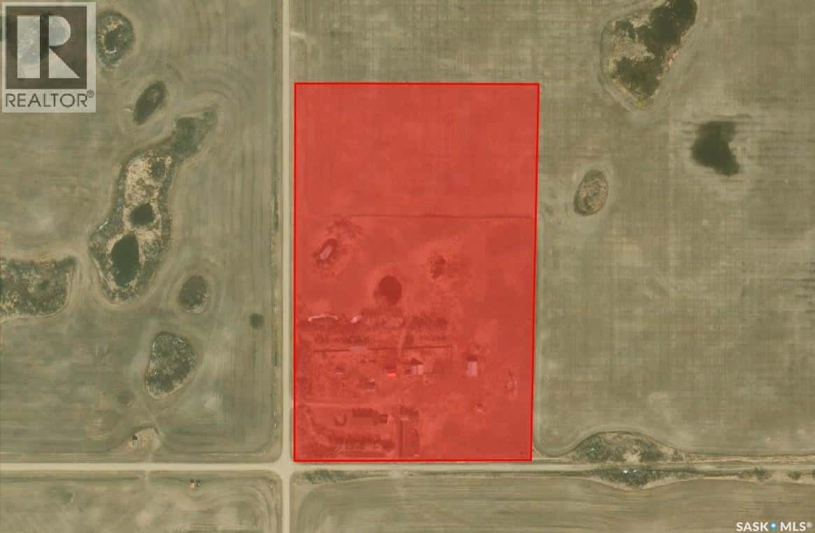 Crossroads Ranch — Longlaketon Rm No. 219, Saskatchewan - Photo 2 of 50