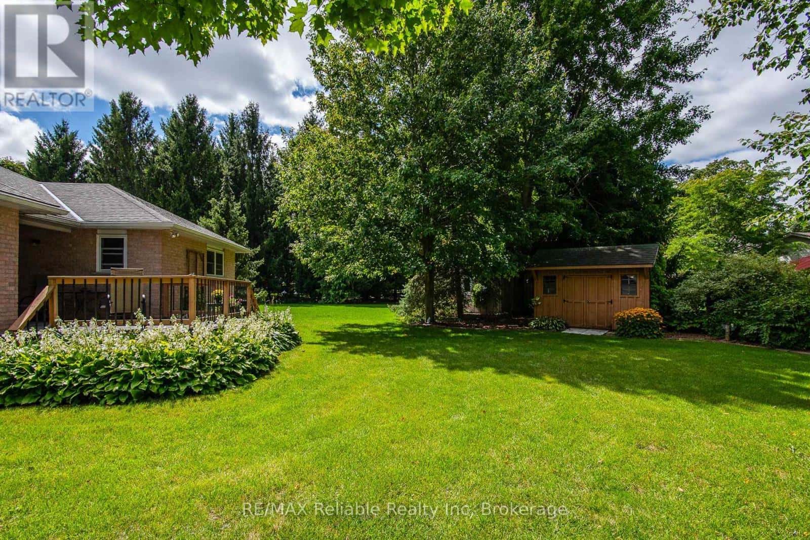 61 CHURCH STREET — Huron East (Seaforth), Ontario - Photo 5 of 50