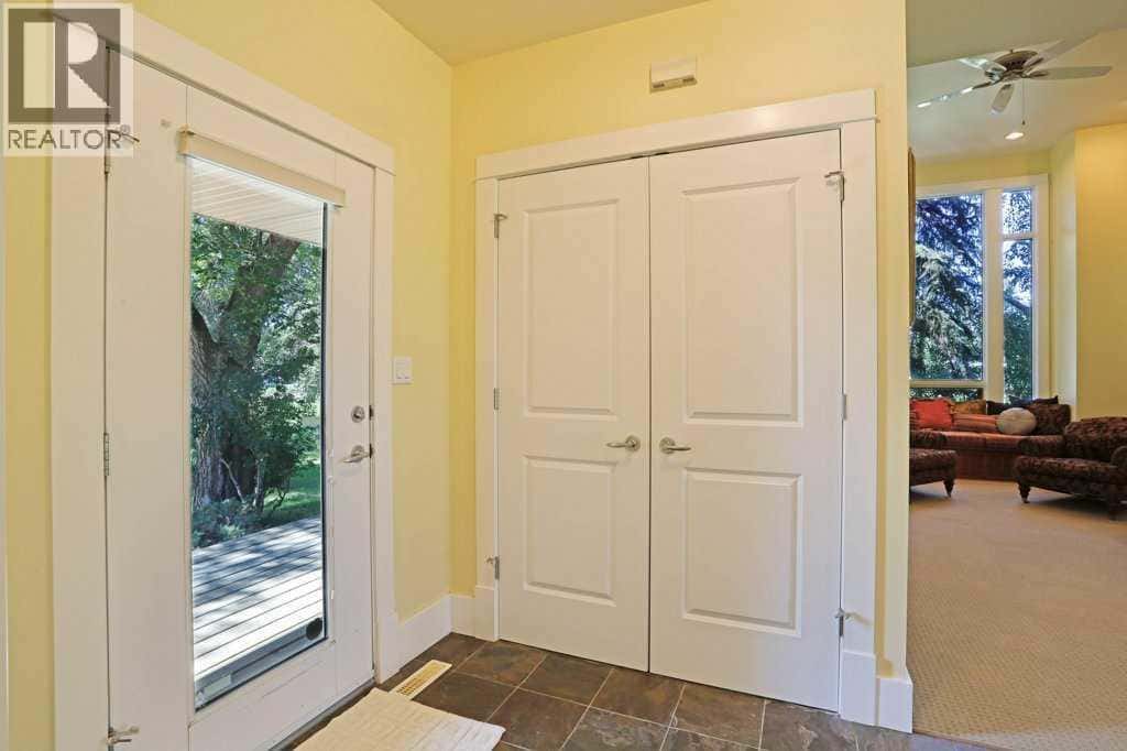 1024 Cassils Road W — Brooks, Alberta - Photo 4 of 43