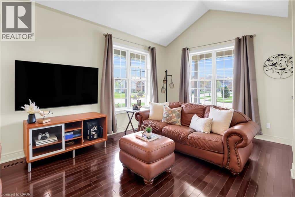 3238 CHARLESTON — Ridgeway, Ontario - Photo 5 of 32