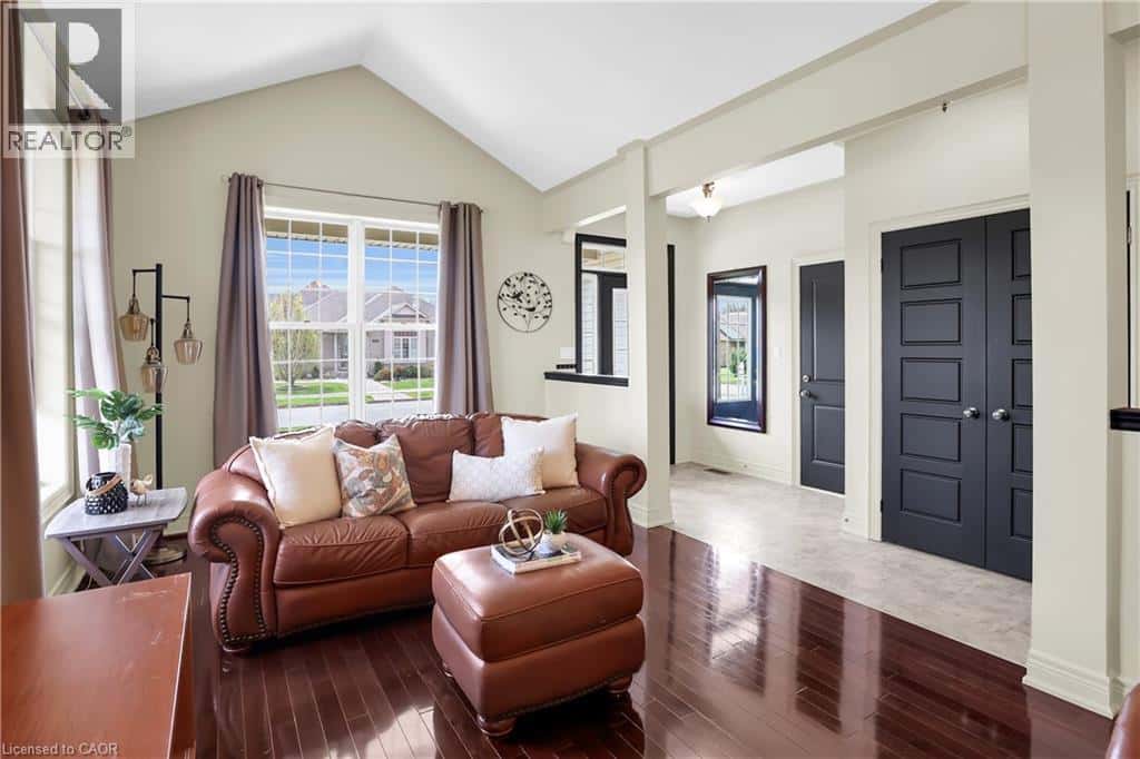 3238 CHARLESTON — Ridgeway, Ontario - Photo 4 of 32