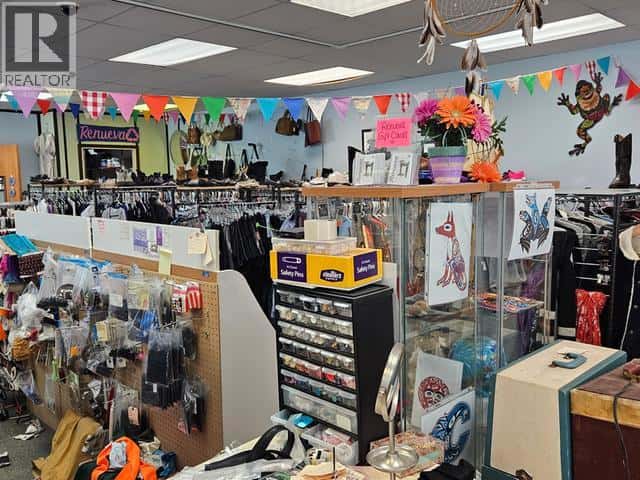 101-4133 4TH AVENUE — Whitehorse, Yukon - Photo 3 of 4