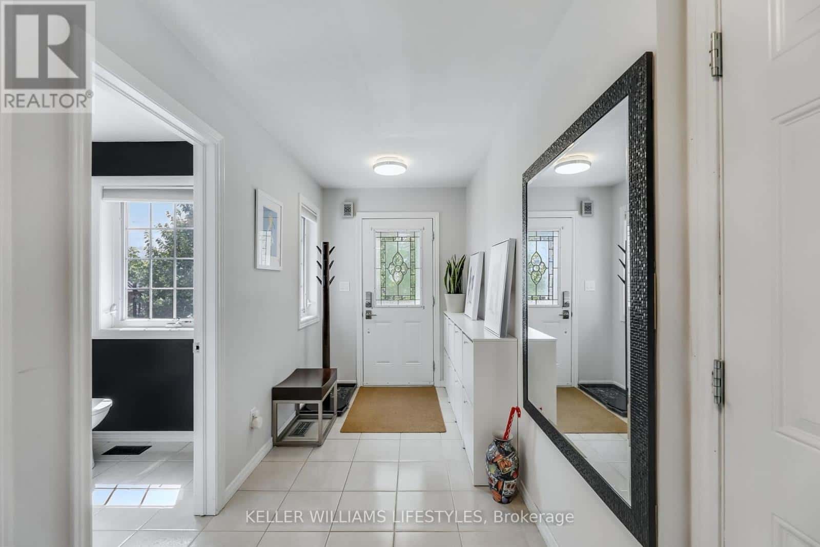 1240 BAIRD STREET — London North (North M), Ontario - Photo 2 of 30