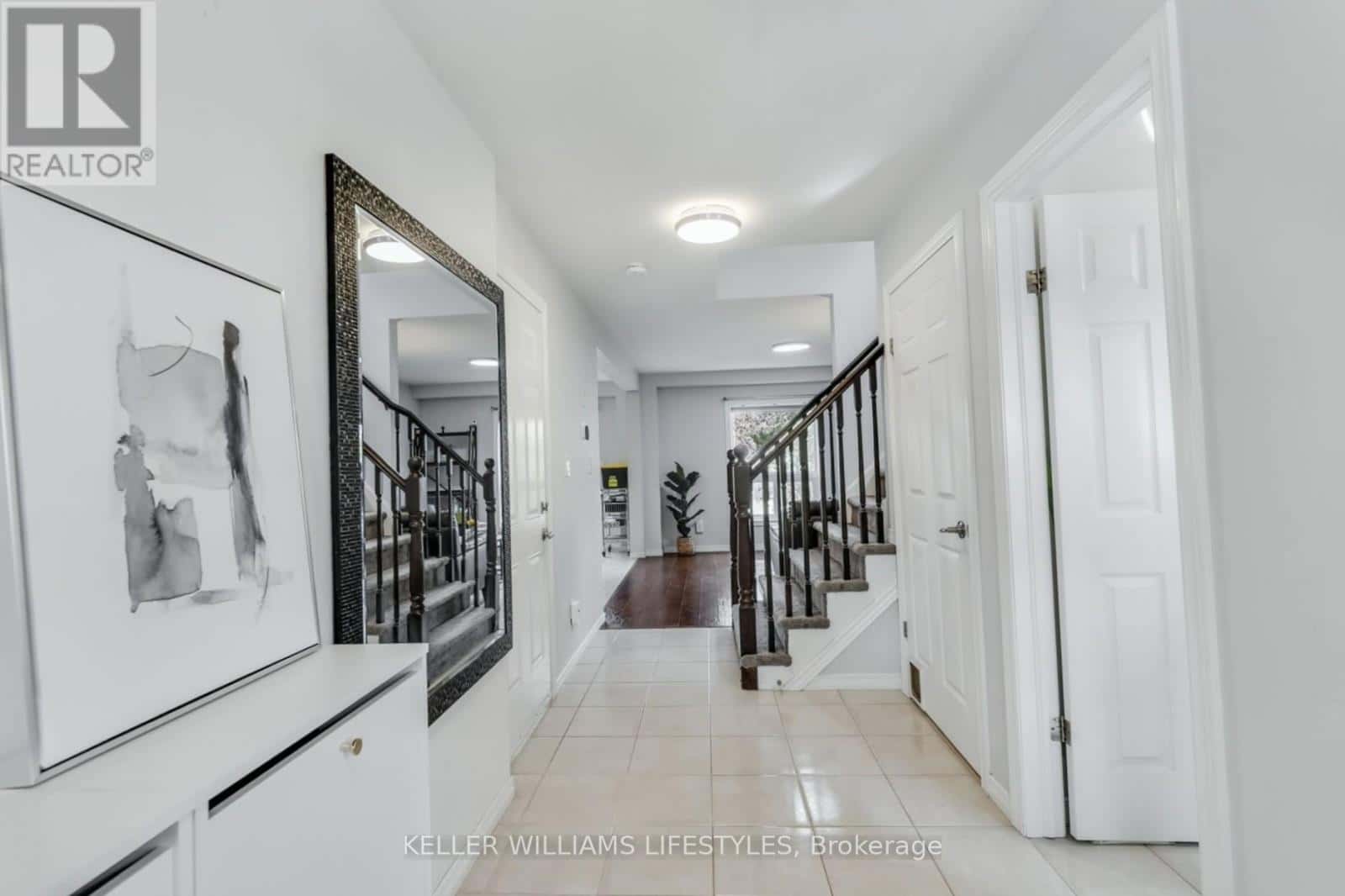 1240 BAIRD STREET — London North (North M), Ontario - Photo 3 of 30