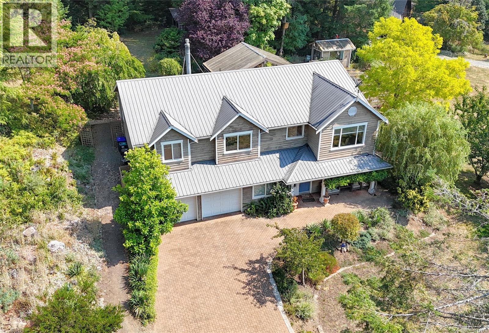 1784 Mussell Hts — Gabriola Island, British Columbia - Main photo