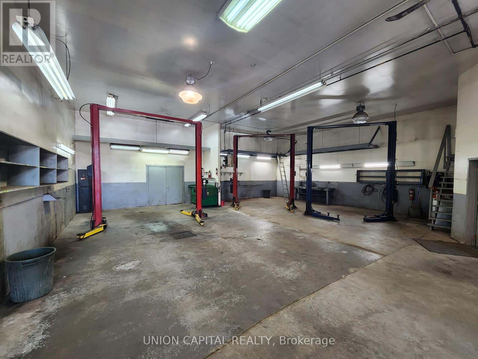 Uxbridge, Ontario — Uxbridge, Ontario - Photo 4 of 9