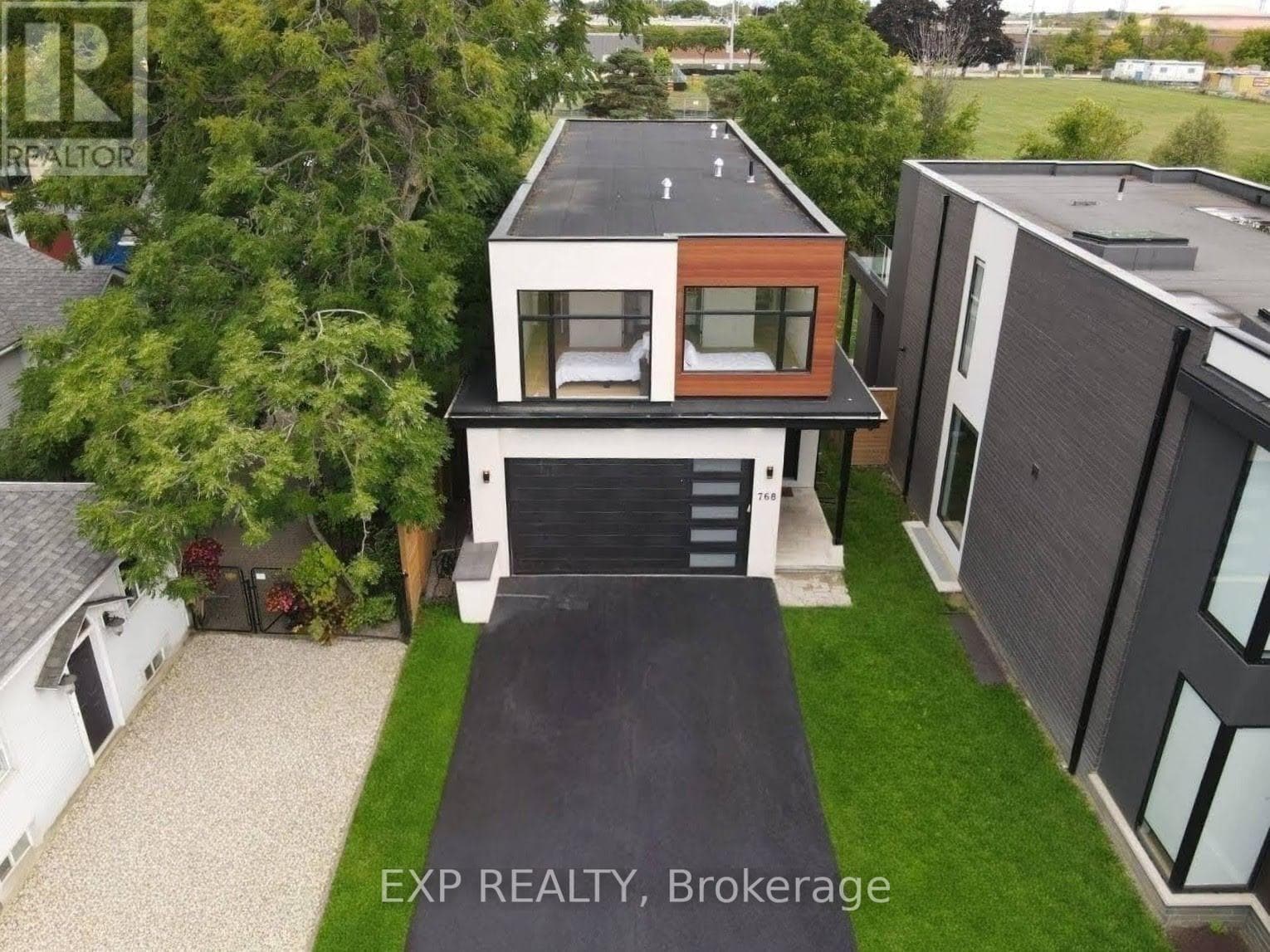 768 MONTBECK CRESCENT — Mississauga (Lakeview), Ontario - Main photo