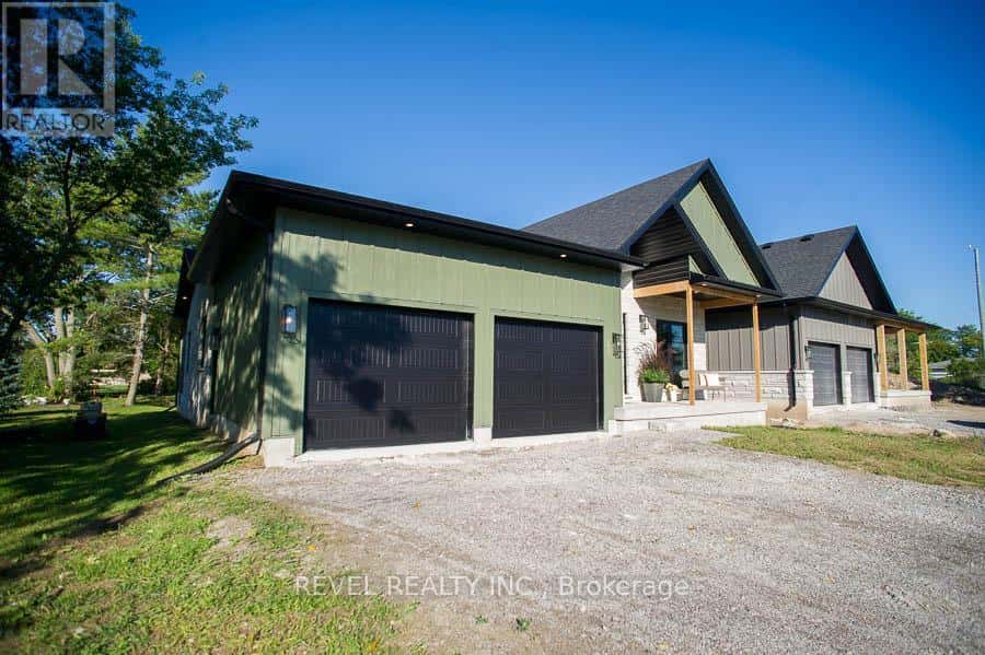 5 SCOTT DRIVE — Norfolk (Port Dover), Ontario - Photo 2 of 36