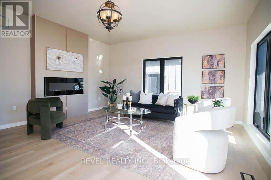 5 SCOTT DRIVE — Norfolk (Port Dover), Ontario - Photo 5 of 36