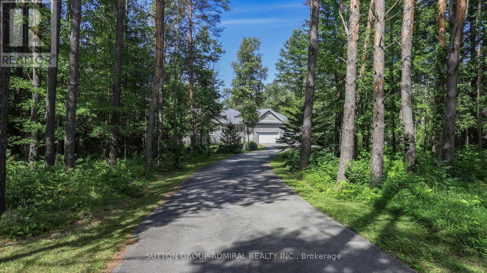 8430 TOSORONTIO SIDE ROAD 20TH — Adjala-Tosorontio, Ontario - Photo 2 of 49