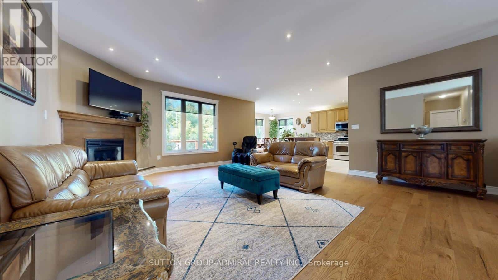 8430 TOSORONTIO SIDE ROAD 20TH — Adjala-Tosorontio, Ontario - Photo 3 of 49