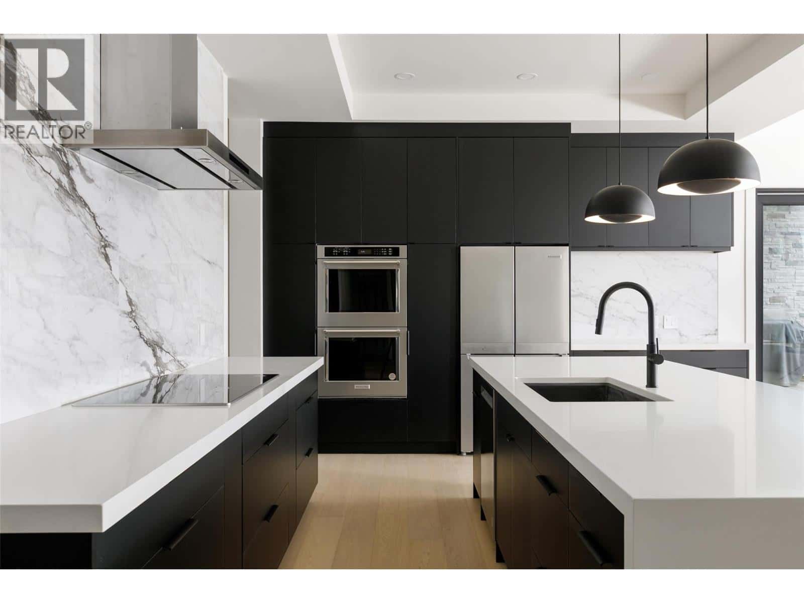 130 Flagstone Rise — Naramata, British Columbia - Photo 3 of 37