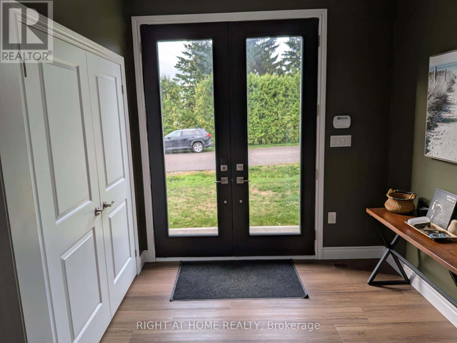 5 PHAIR AVENUE — Clarington (Courtice), Ontario - Photo 3 of 15