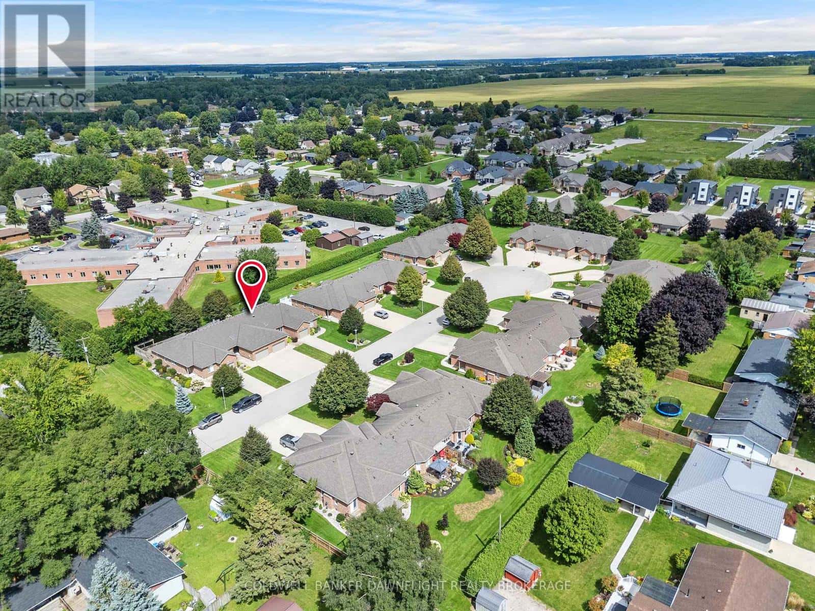 6 SHADOW LANE — South Huron (Exeter), Ontario - Photo 3 of 44