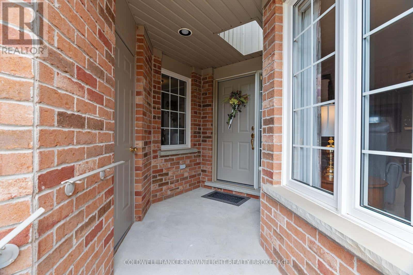 6 SHADOW LANE — South Huron (Exeter), Ontario - Photo 5 of 44