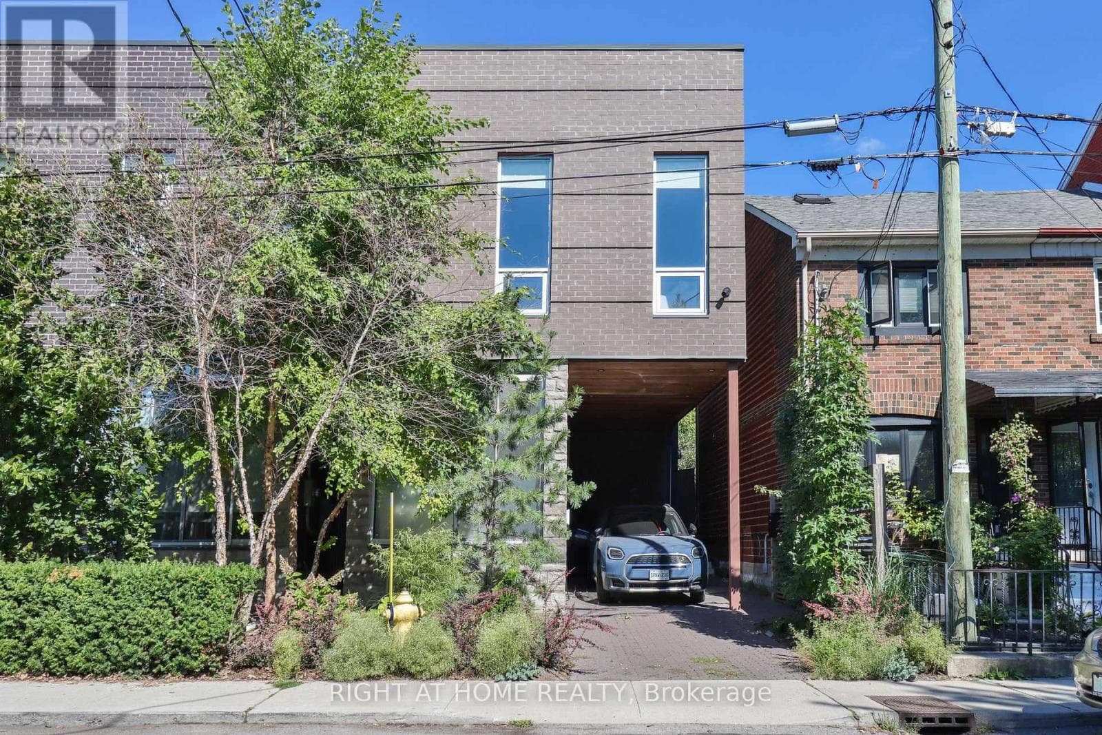 18 MITCHELL AVENUE — Toronto (Niagara), Ontario - Main photo