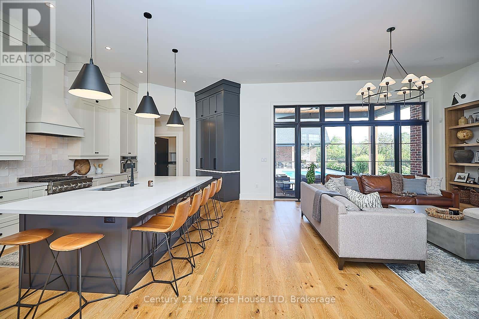 1716 REBECCA STREET — Fort Erie (Crescent Park), Ontario - Photo 5 of 50