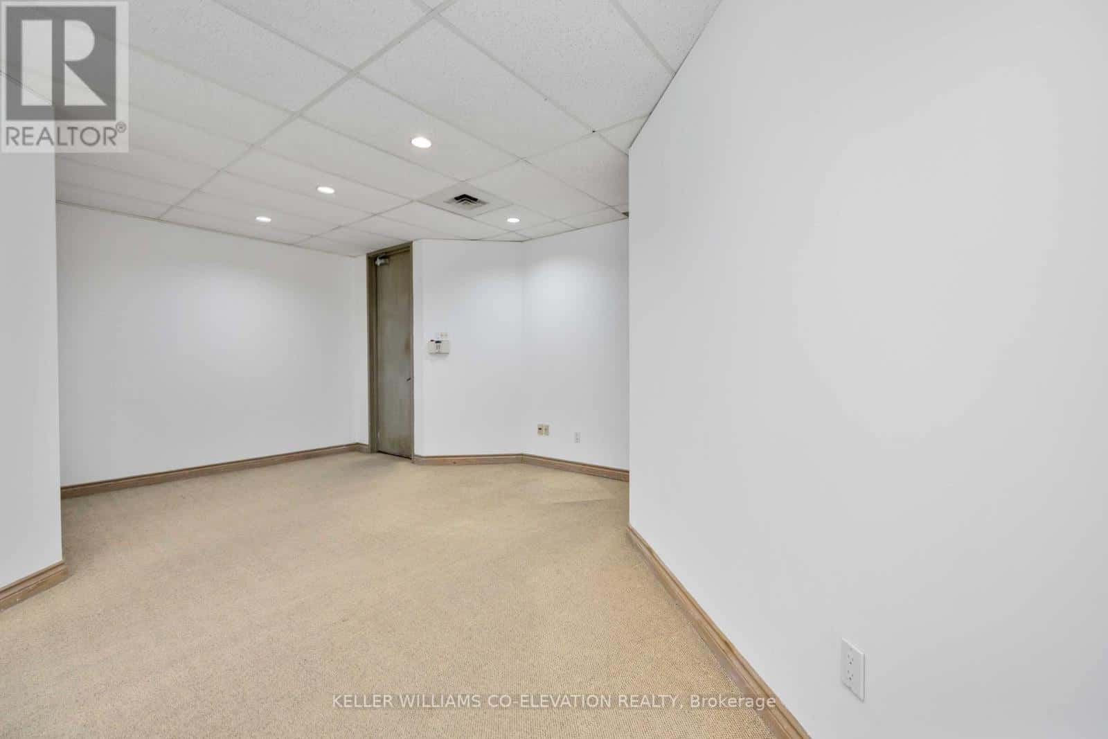 419 - 120 CARLTON STREET — Toronto (Cabbagetown-South St. James Town), Ontario - Photo 4 of 23