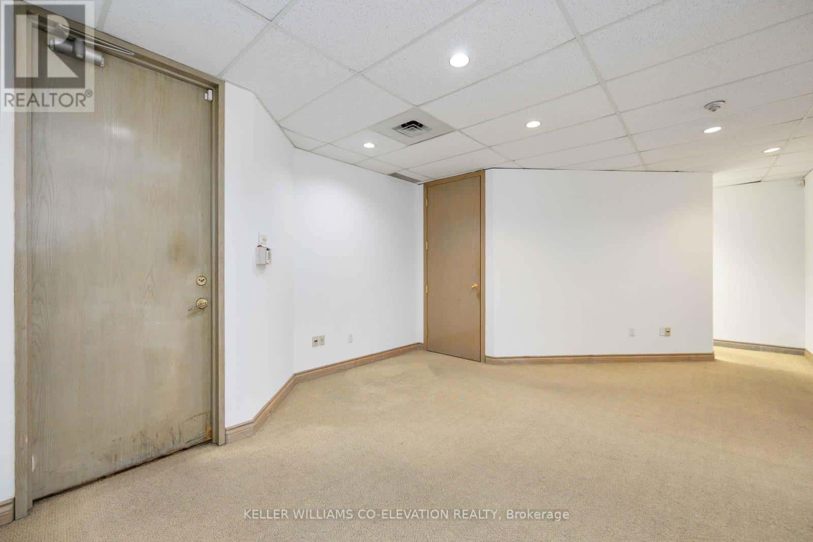 419 - 120 CARLTON STREET — Toronto (Cabbagetown-South St. James Town), Ontario - Photo 5 of 23