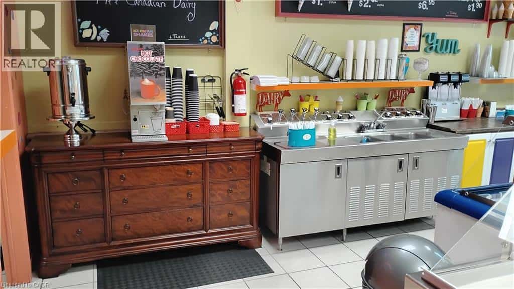 Brampton, Ontario — Brampton, Ontario - Photo 2 of 11