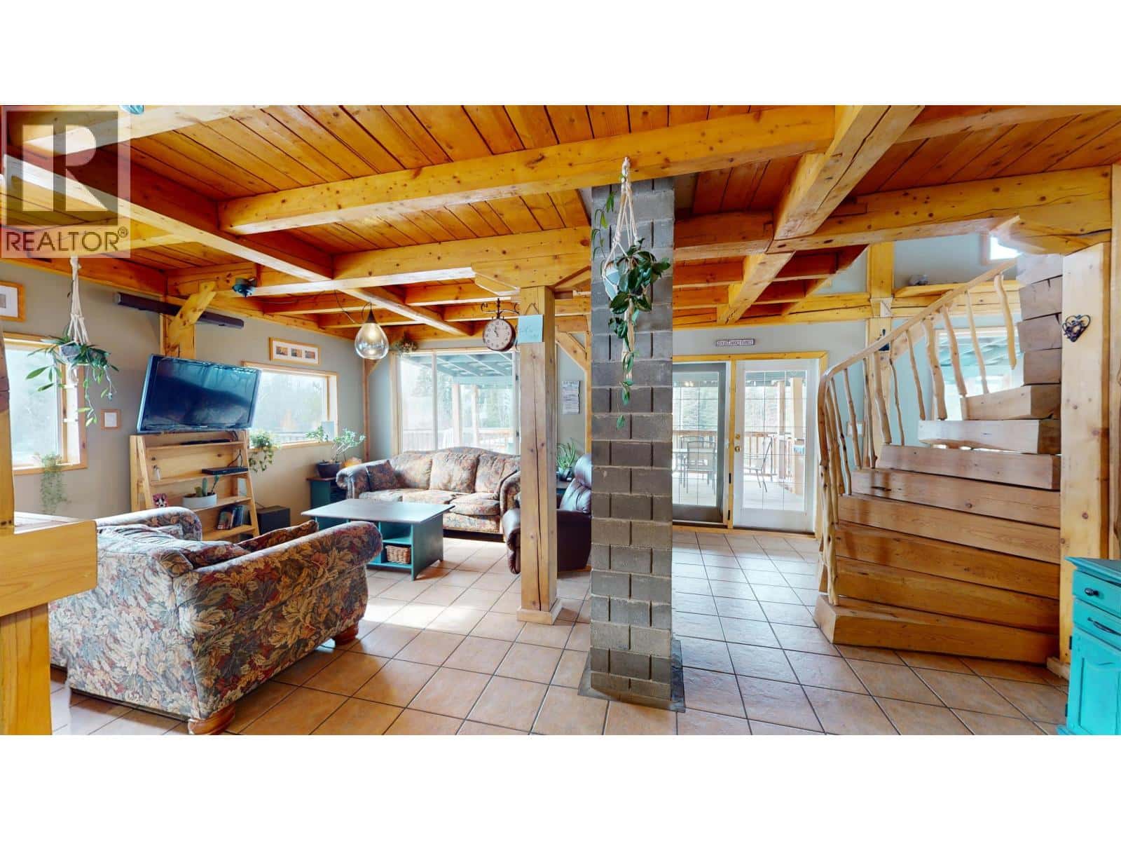 16466 BAGGERMAN ROAD — Houston, British Columbia - Photo 4 of 40