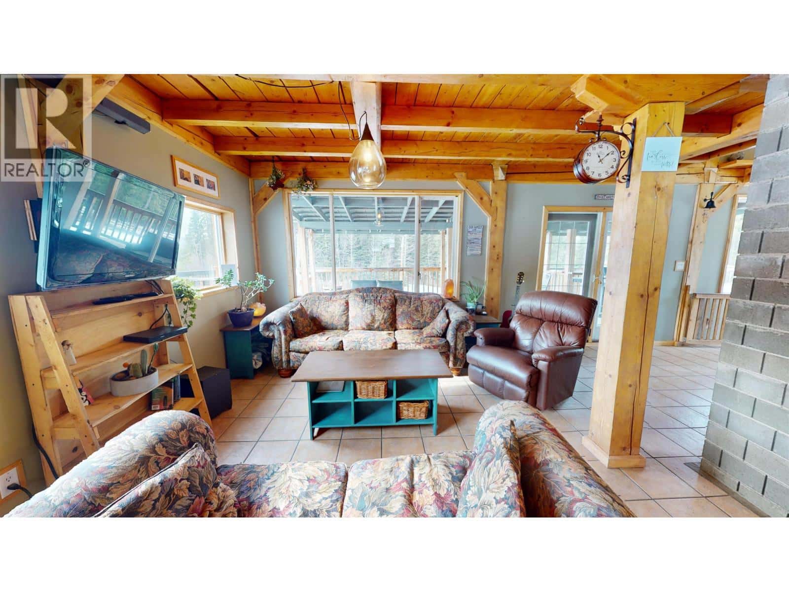 16466 BAGGERMAN ROAD — Houston, British Columbia - Photo 5 of 40