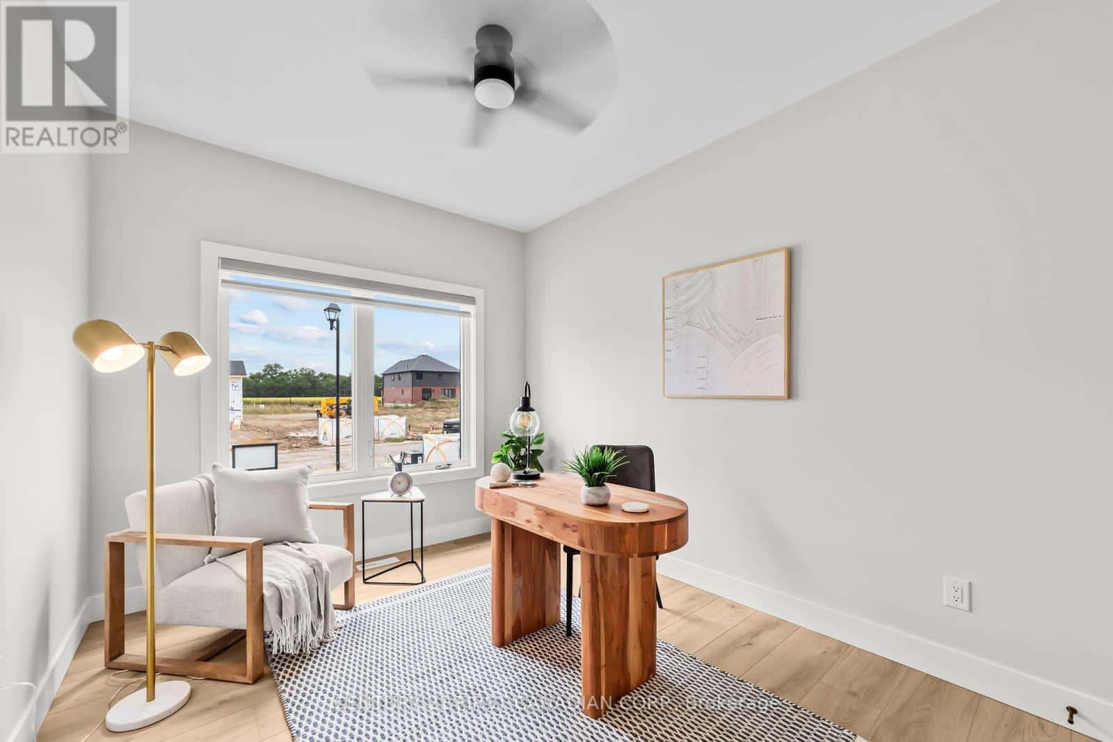 11 SHELDABREN STREET — North Middlesex (Ailsa Craig), Ontario - Photo 4 of 27