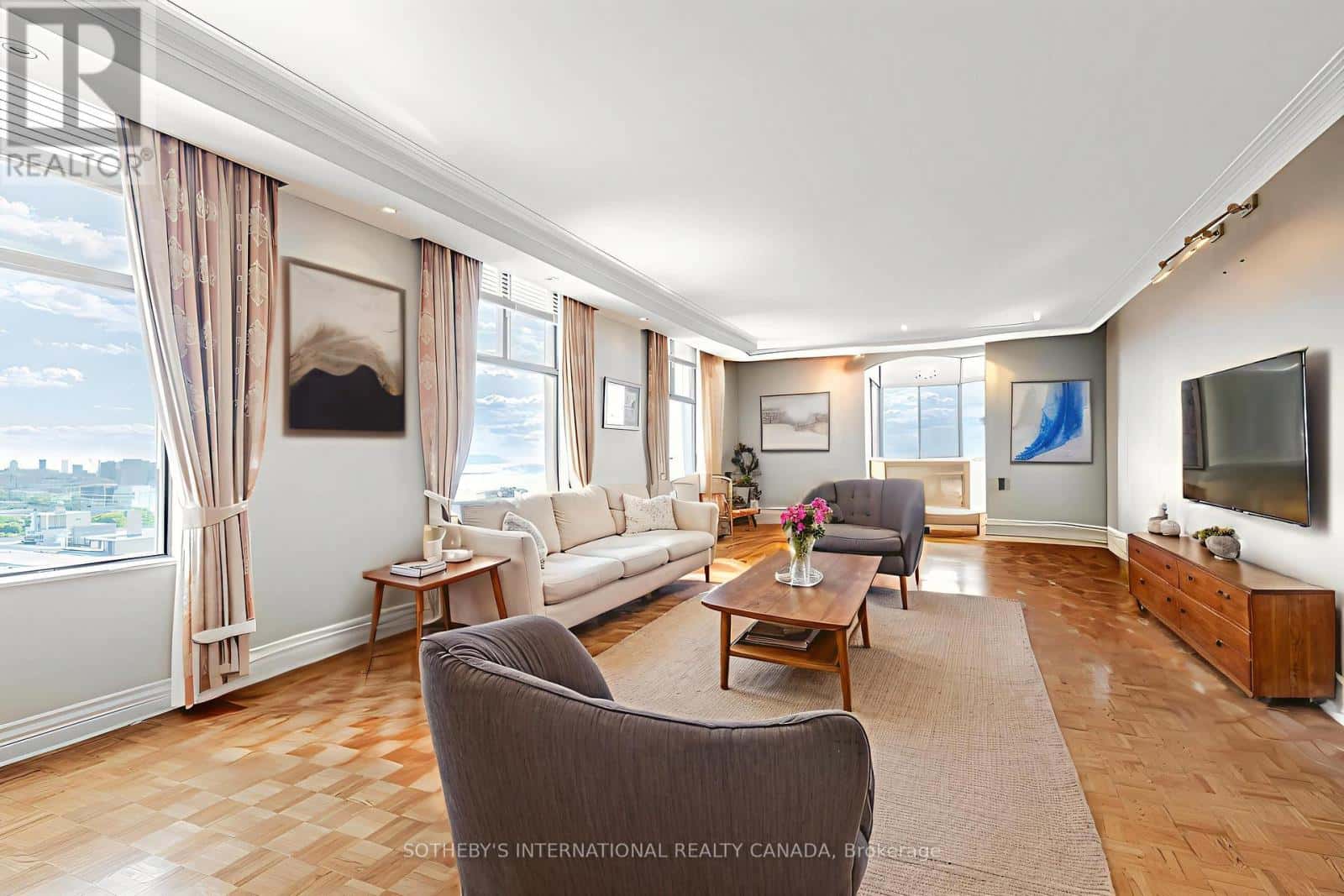 13 - 423 AVENUE ROAD — Toronto (Yonge-St. Clair), Ontario - Photo 4 of 33