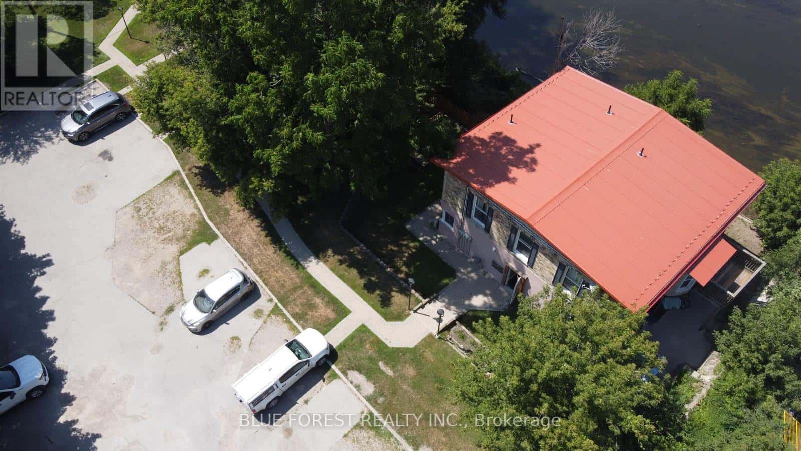 1 HIGH STREET — London South (South F), Ontario - Photo 3 of 41