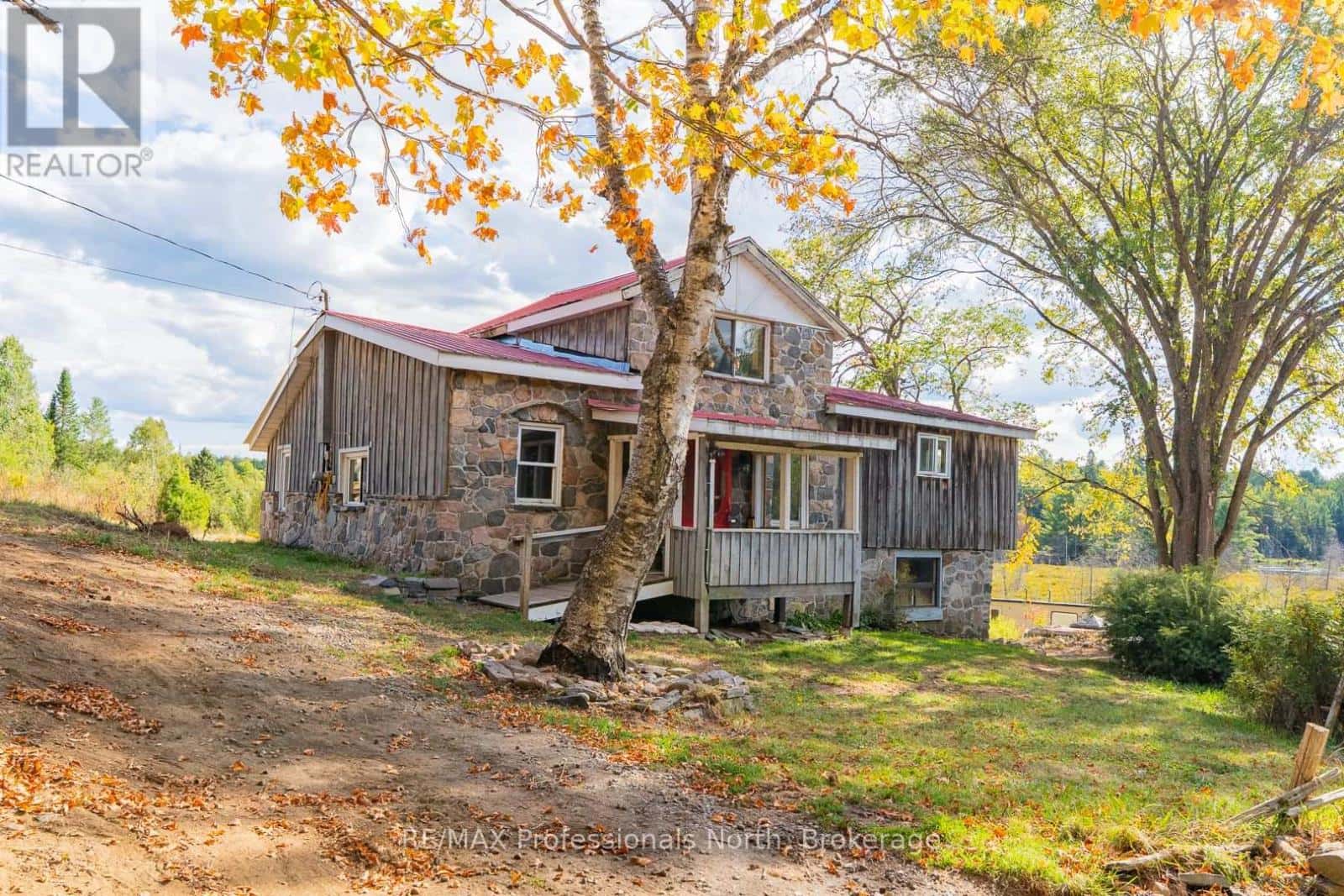 1127 Fallowfield Road