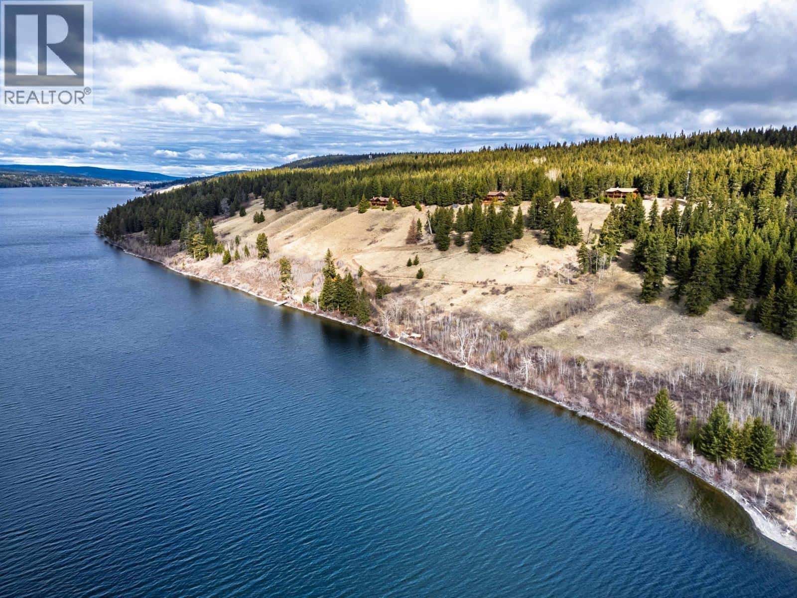 6342 NORTHSHORE DRIVE — Horse Lake, British Columbia - Photo 2 of 40