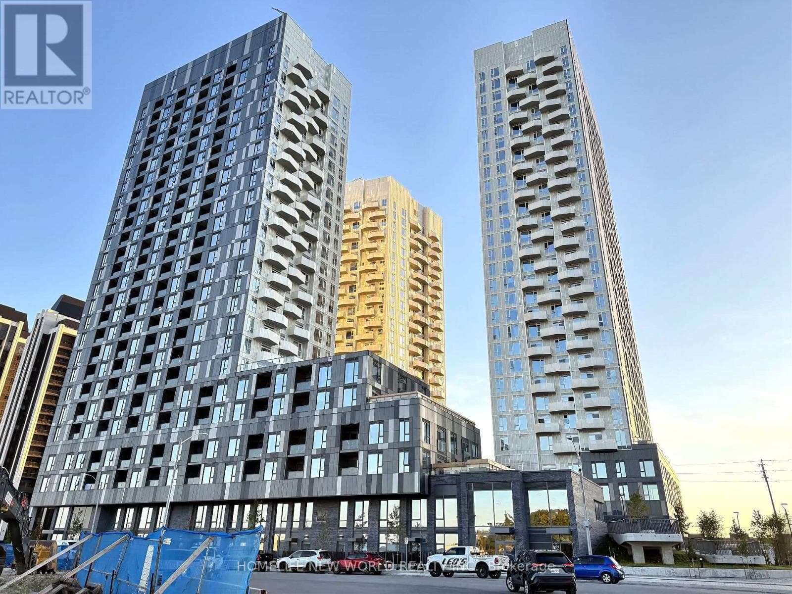 1129 - 498 CALDARI ROAD — Vaughan (Concord), Ontario - Main photo