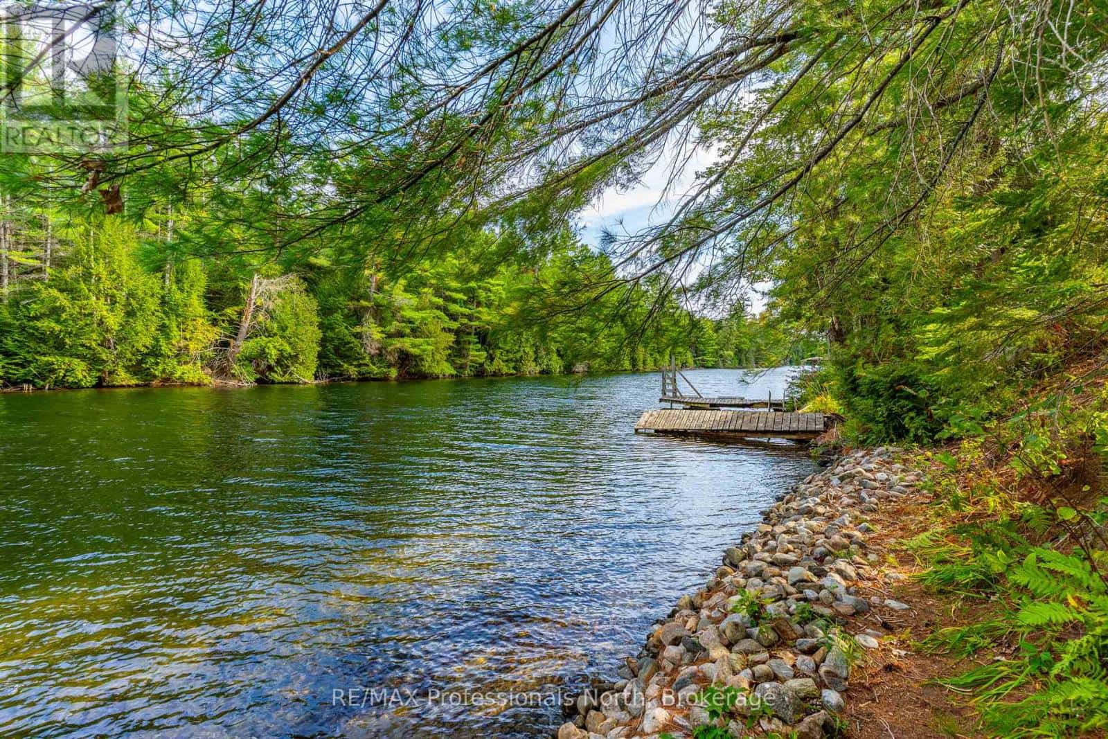 33 HOSKIN ROAD — Kawartha Lakes (Laxton/Digby/Longford), Ontario - Photo 2 of 50