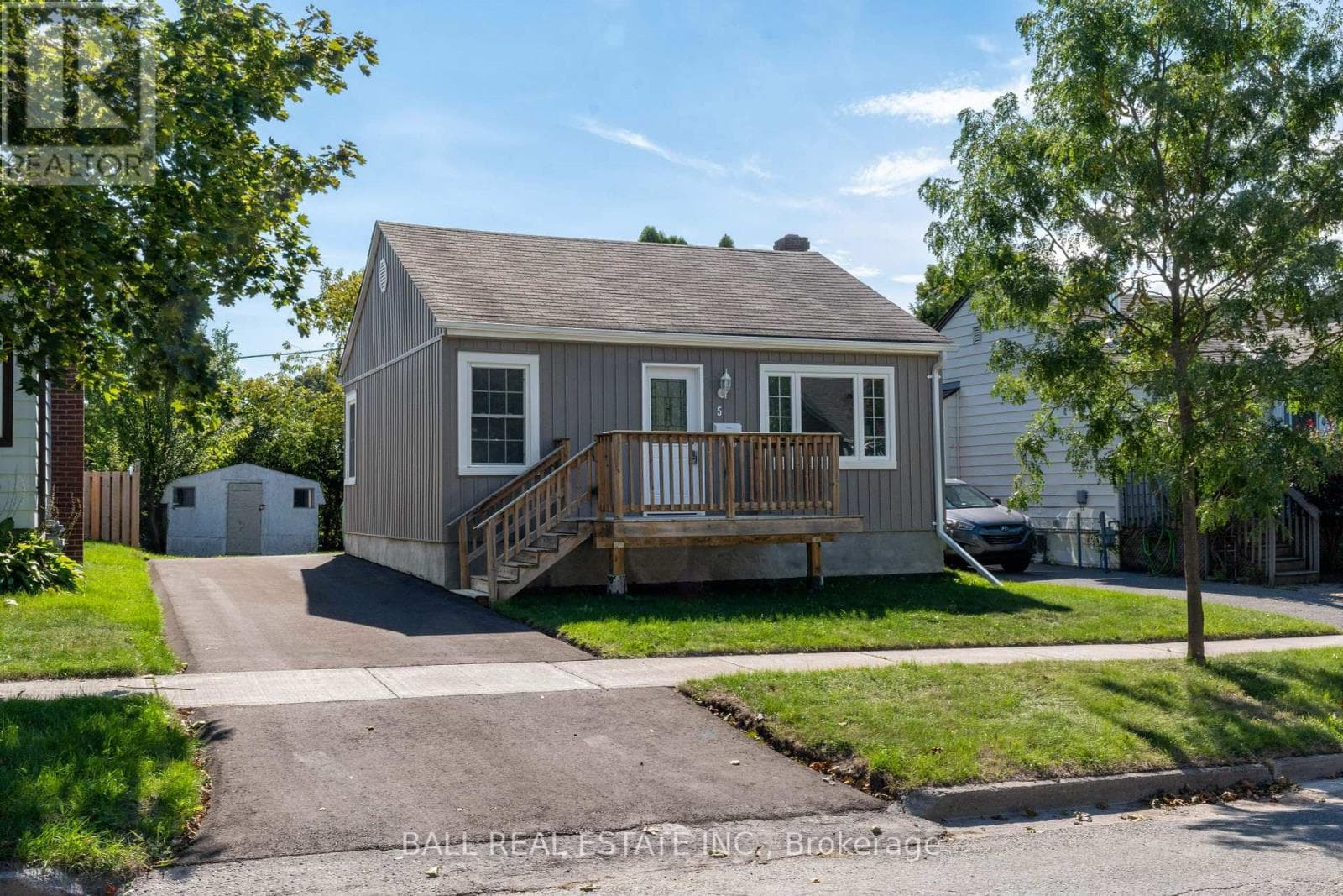 5 WALLACE STREET — Peterborough (Ashburnham Ward 4), Ontario - Main photo