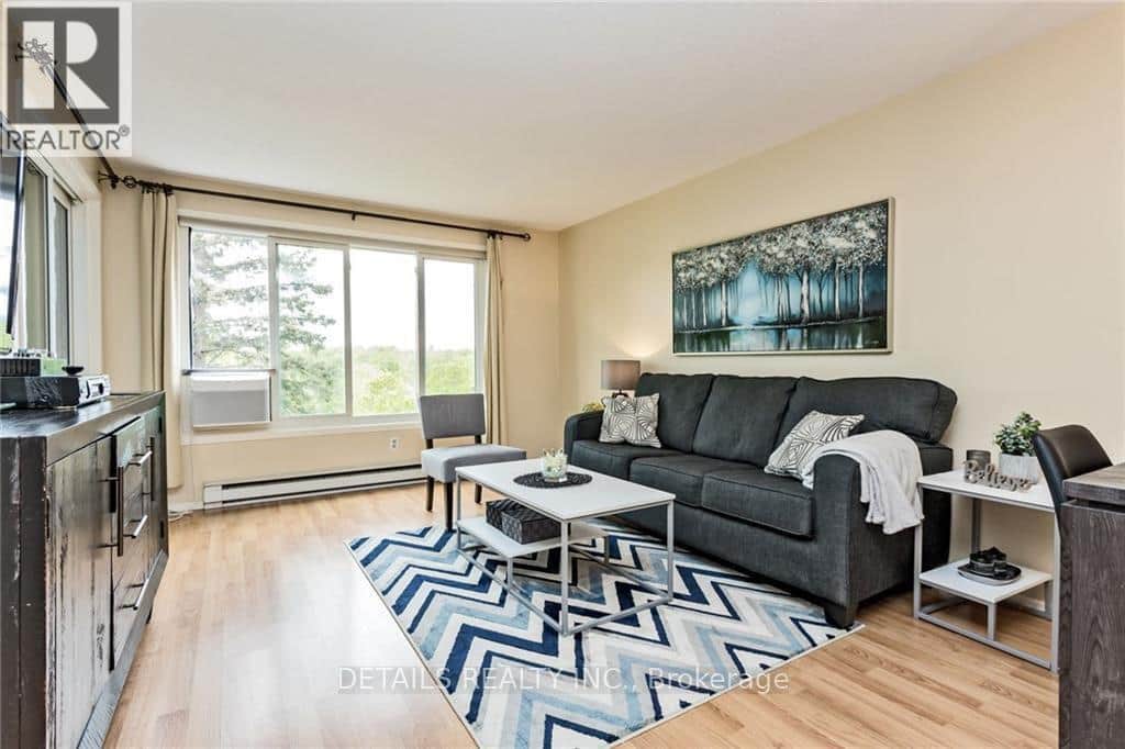 304 - 6376 BILBERRY DRIVE N - Photo 3 of 6, Ottawa, Ontario