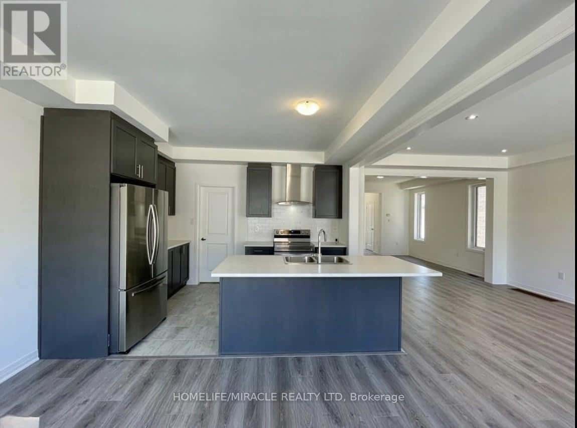 63 SHEPHERD DRIVE — Barrie, Ontario - Photo 5 of 12