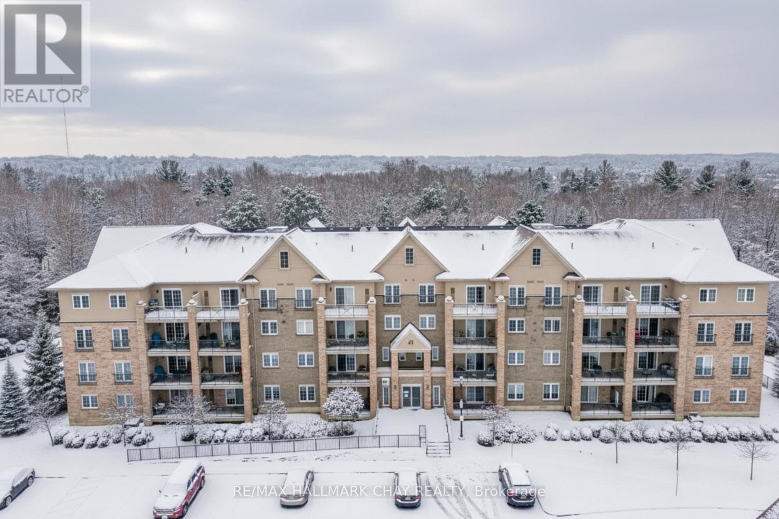 Barrie (Ardagh), Ontario — Barrie (Ardagh), Ontario - Main photo