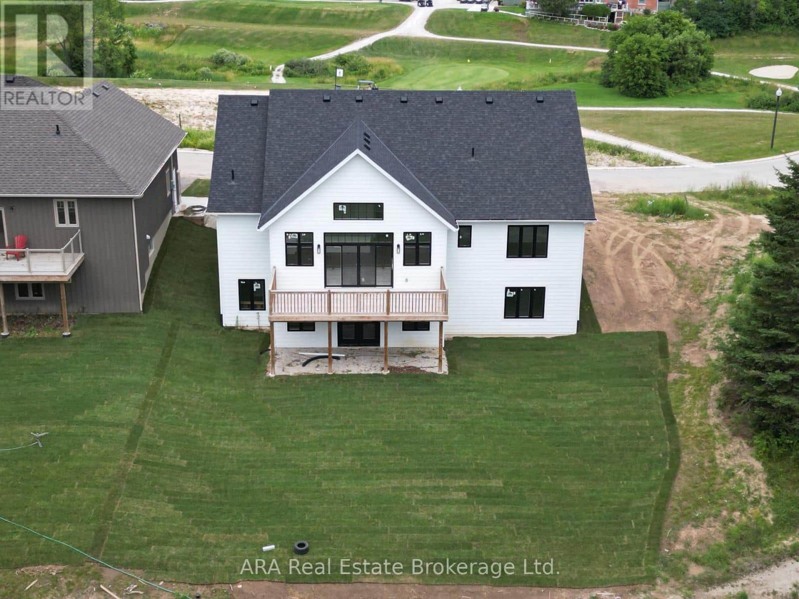 33 - 2 HILTON LANE - Photo 3 of 17, Meaford, Ontario