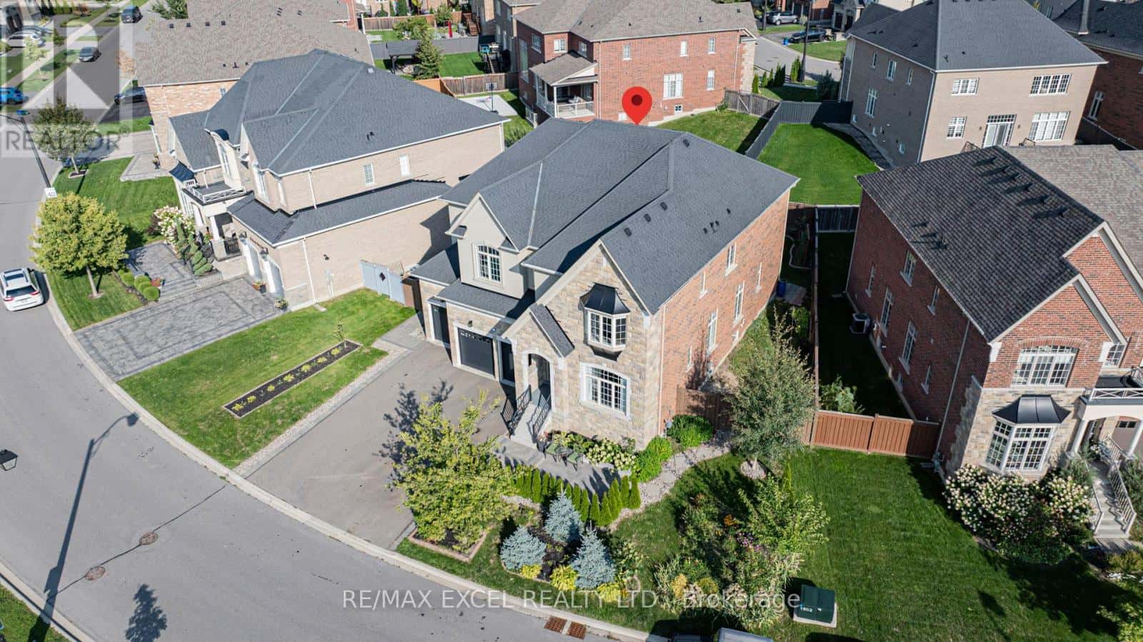 21 PARADISE VALLEY TRAIL — King (Nobleton), Ontario - Photo 3 of 49