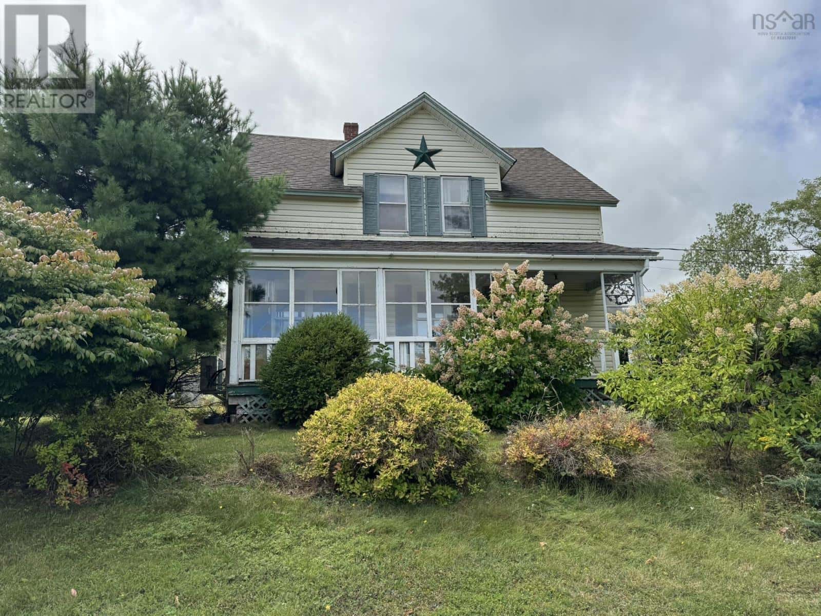 380 Truro Heights Road — Truro Heights, Nova Scotia - Photo 4 of 47