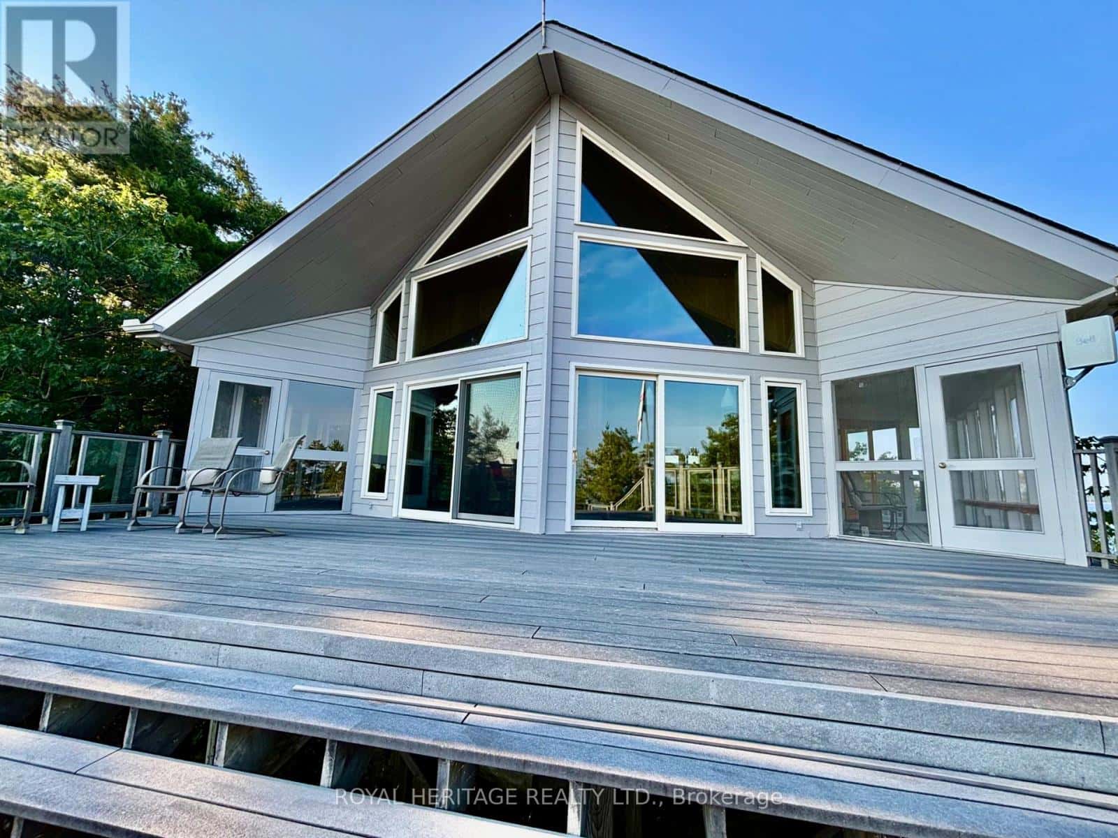 7224 ISLAND 630 GEORGIAN BAY — Georgian Bay (Baxter), Ontario - Photo 2 of 39