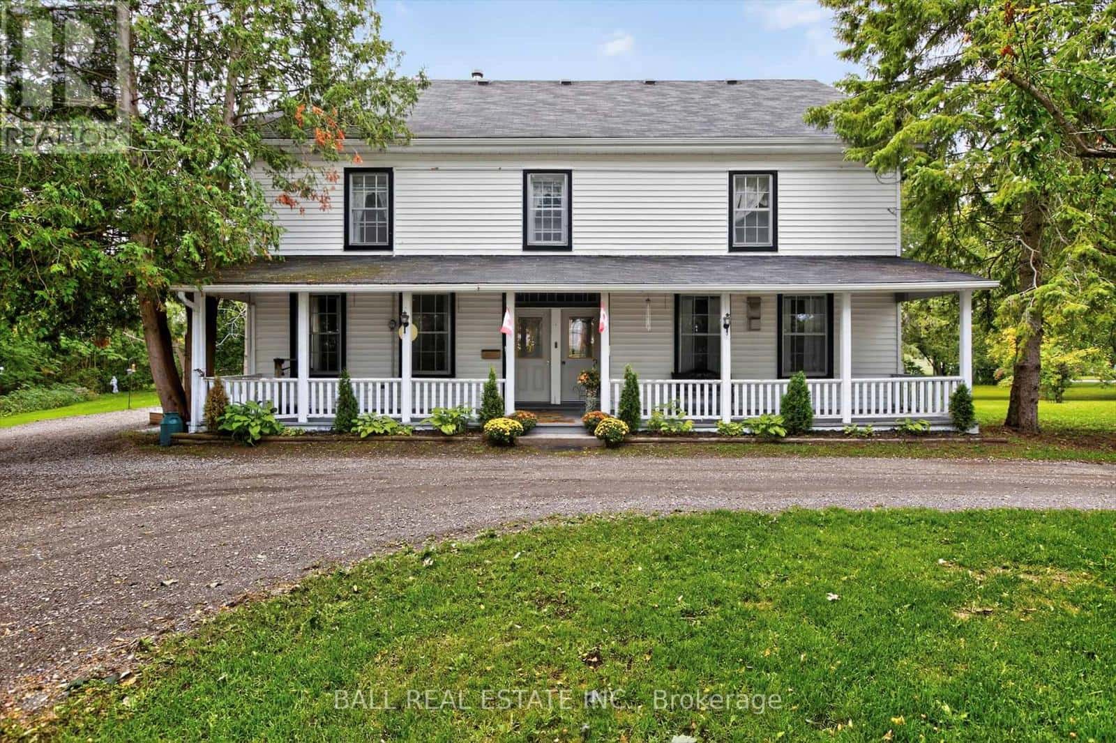 130 Front Street West